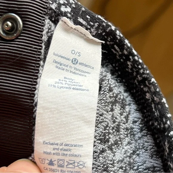 ⭕️SOLD⭕️ Lululemon Vinyasa scarf OS Adult Vinyasa Wrap NEW without TAGS - Picture 8 of 10